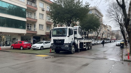 Sütçü İmam Caddesi Vinç Kiralama